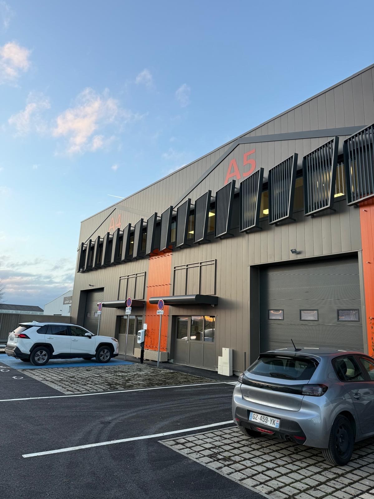 LVF inaugure son nouveau site de Lognes : une étape majeure pour accompagner sa croissance
